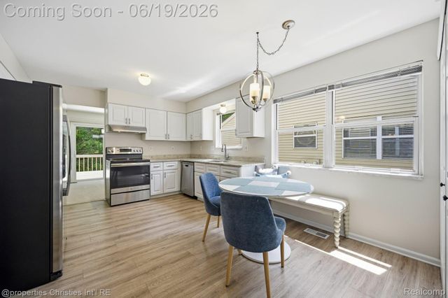 19714 Cardene Way 80, Northville Township, MI 48167