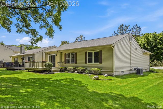 19714 Cardene Way 80, Northville Township, MI 48167