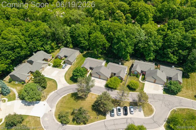 19714 Cardene Way 80, Northville Township, MI 48167