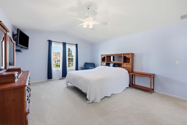 997 Village Road, Crystal Lake, IL 60014