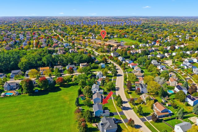 997 Village Road, Crystal Lake, IL 60014