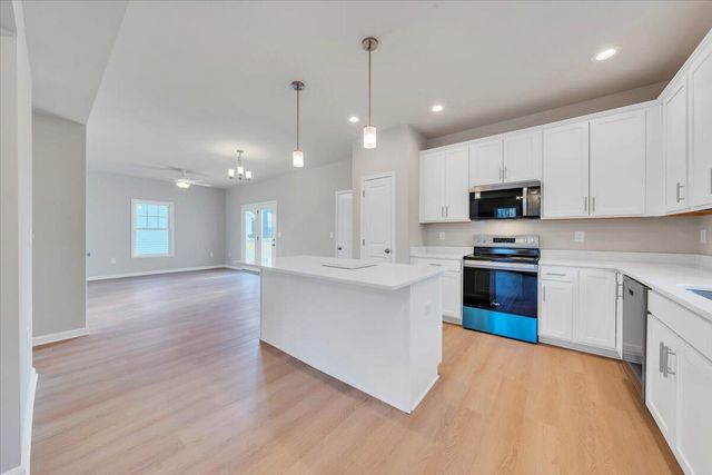 3703 Crescent Ridge DR SW, Roanoke, VA 24018