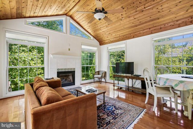 6220 HARDY DR, Mclean, VA 22101