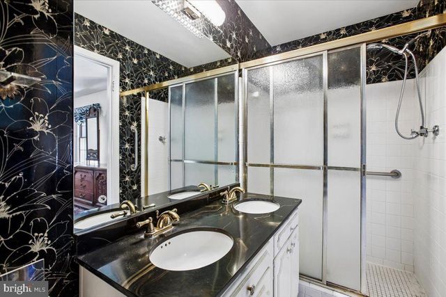 6220 HARDY DR, Mclean, VA 22101