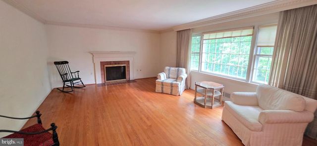 6220 HARDY DR, Mclean, VA 22101