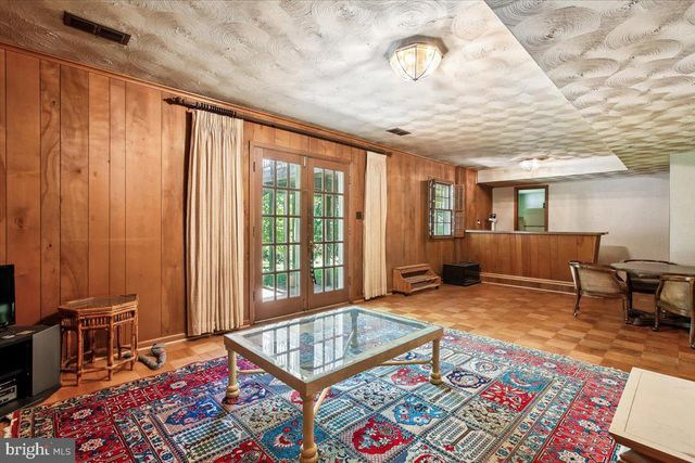 6220 HARDY DR, Mclean, VA 22101