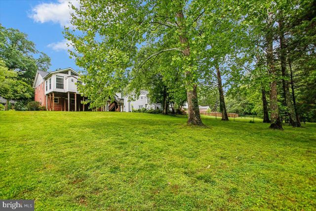 6220 HARDY DR, Mclean, VA 22101