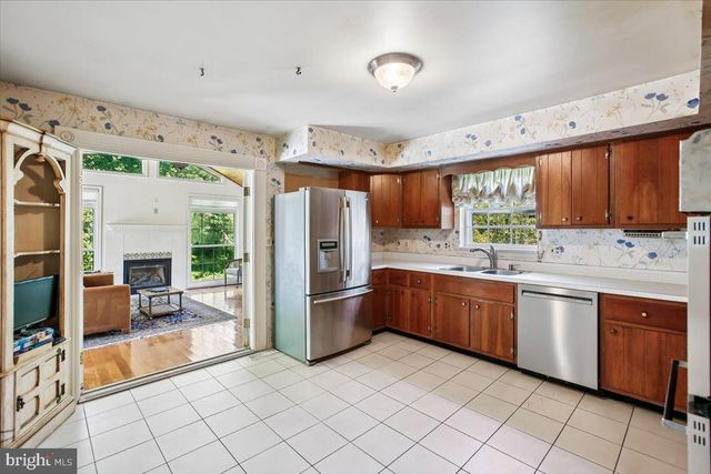 6220 HARDY DR, Mclean, VA 22101