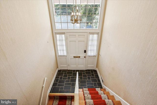 6220 HARDY DR, Mclean, VA 22101