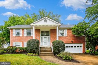 6220 HARDY DR, Mclean, VA 22101