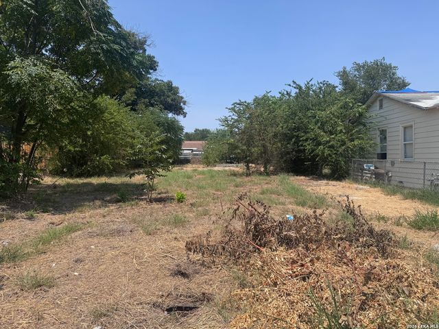 2243 BURNET ST, San Antonio, TX 78202