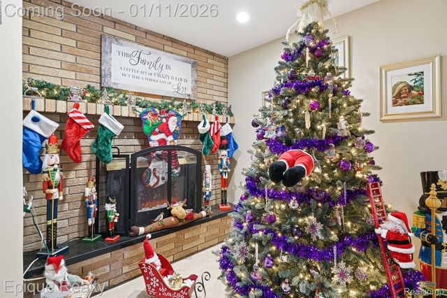 1422 E Barnes Lake Road, Deerfield Township, MI 48421