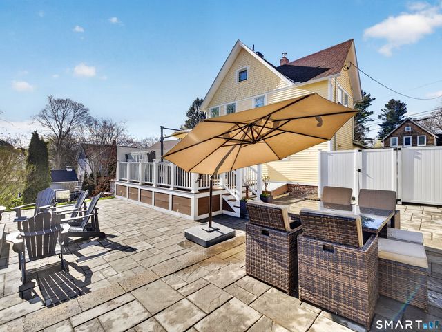 16 School Street, Stonington, CT 06355