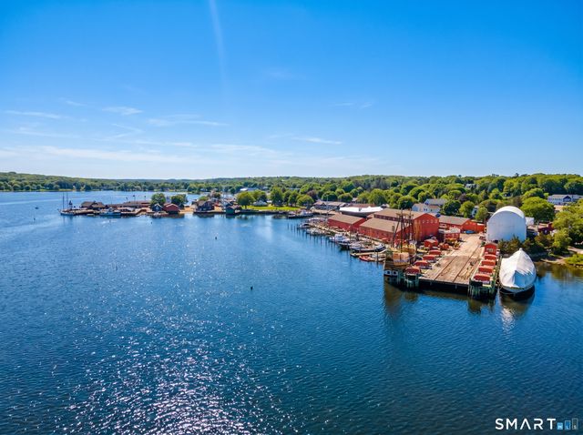 16 School Street, Stonington, CT 06355