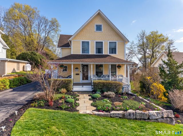 16 School Street, Stonington, CT 06355