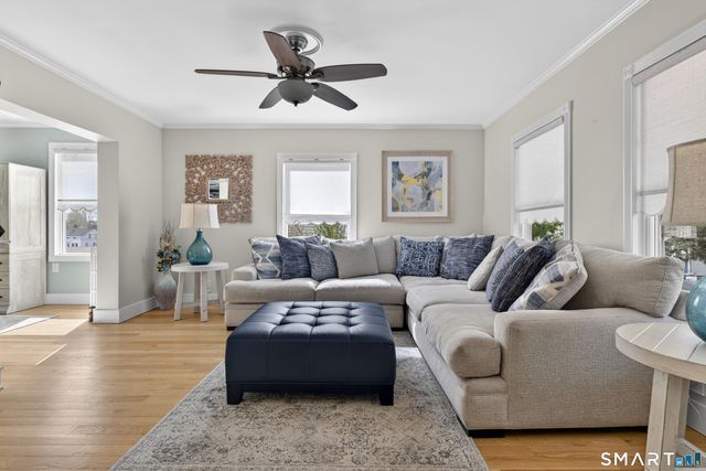16 School Street, Stonington, CT 06355