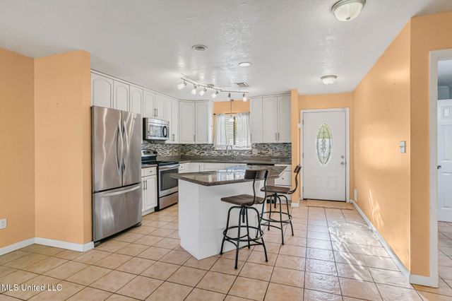 109 S Wright Avenue, Long Beach, MS 39560