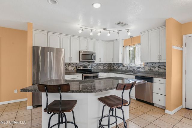 109 S Wright Avenue, Long Beach, MS 39560