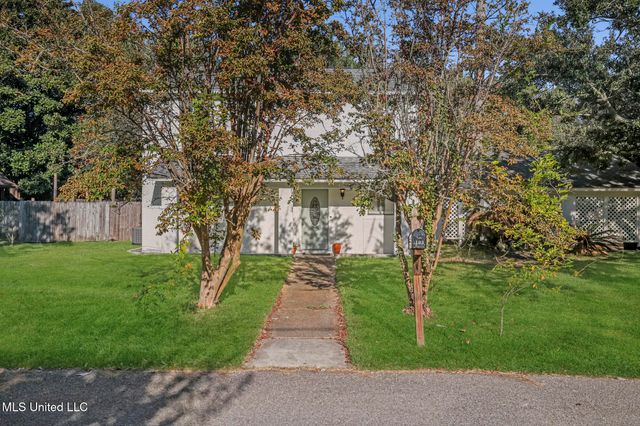 109 S Wright Avenue, Long Beach, MS 39560