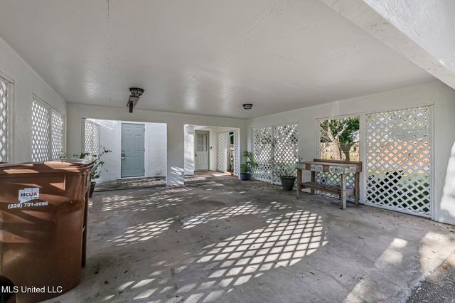 109 S Wright Avenue, Long Beach, MS 39560