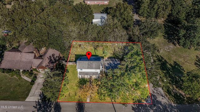 109 S Wright Avenue, Long Beach, MS 39560