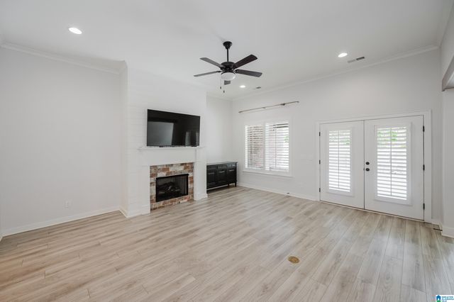 5767 BRAYDEN CIRCLE, Hoover, AL 35244