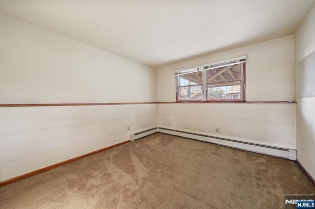 410 White Avenue, Northvale, NJ 07647