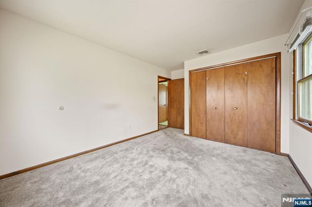 410 White Avenue, Northvale, NJ 07647