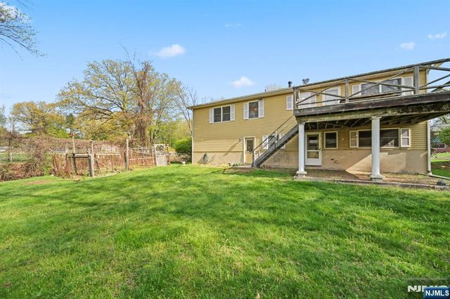 410 White Avenue, Northvale, NJ 07647