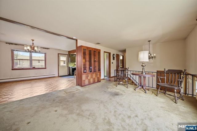 410 White Avenue, Northvale, NJ 07647