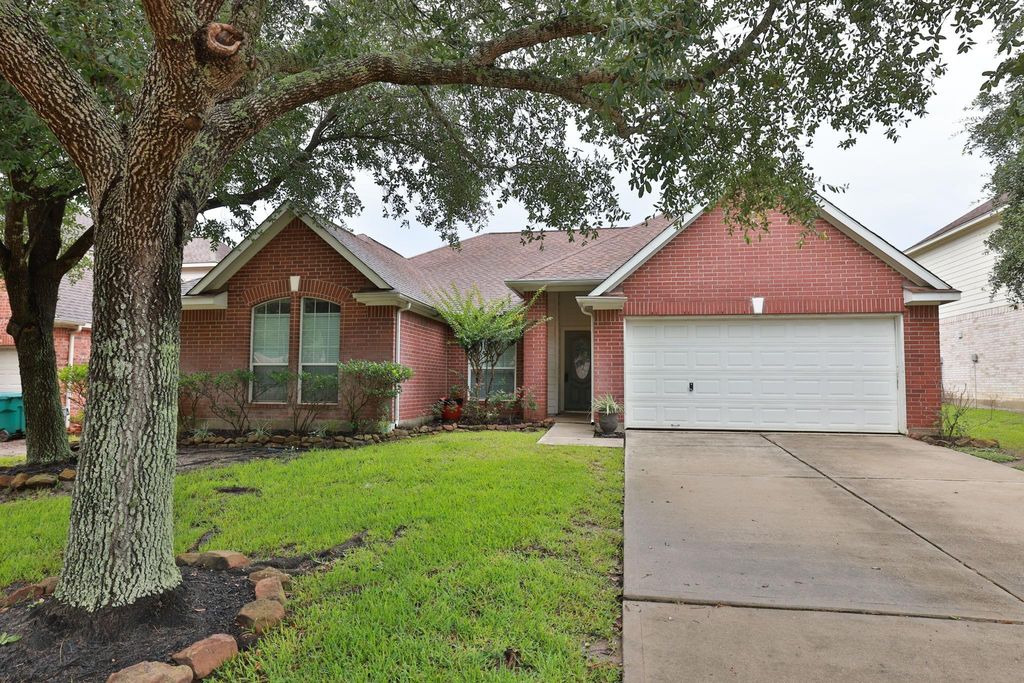 30515 Red Bluff Circle, Magnolia, TX 77355