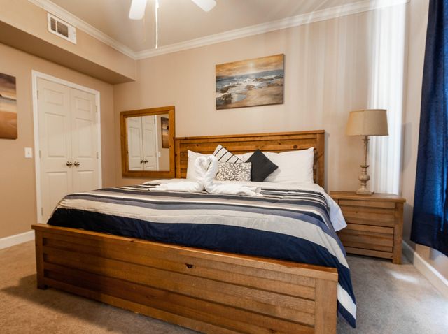 7000 Seawall Boulevard 813, Galveston, TX 77551