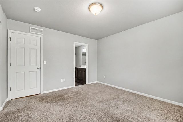 1202 Pinewood Drive, Greenville, MI 48838