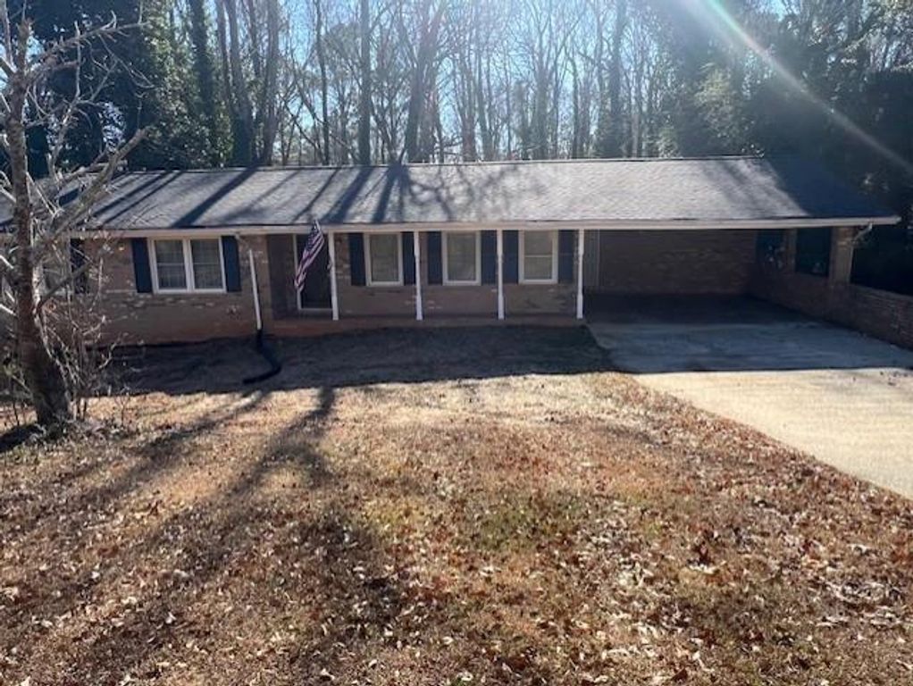 5555 Richland Drive, Douglasville, GA 30135