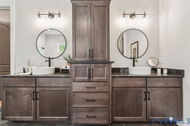 9468 Angels Share Dr, New Kent, VA 23124