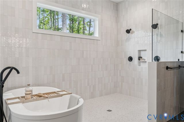 9468 Angels Share Dr, New Kent, VA 23124