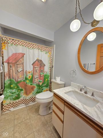 443 W 1st, Rushville, IN 46173
