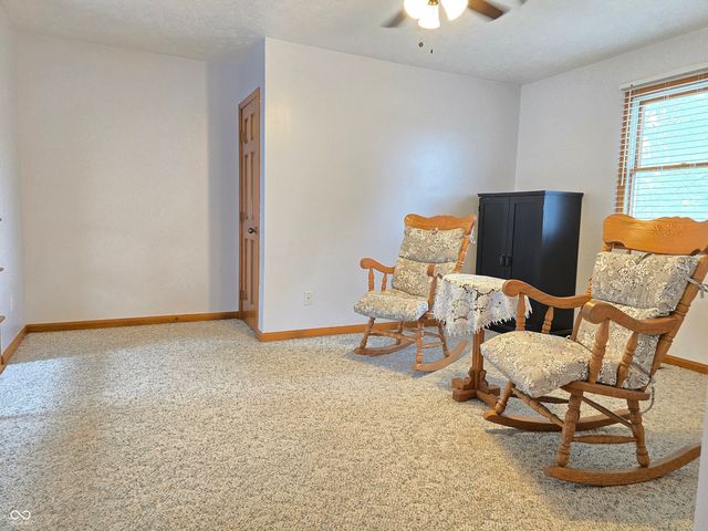 443 W 1st, Rushville, IN 46173