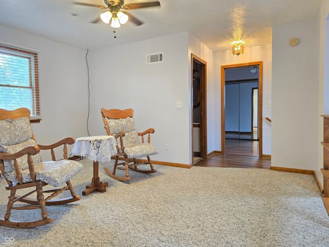 443 W 1st, Rushville, IN 46173