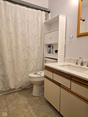 443 W 1st, Rushville, IN 46173