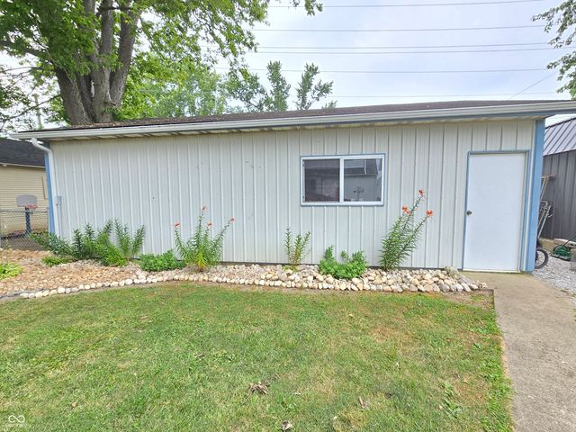 443 W 1st, Rushville, IN 46173