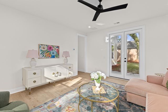 1105 Justice Street, North Charleston, SC 29405