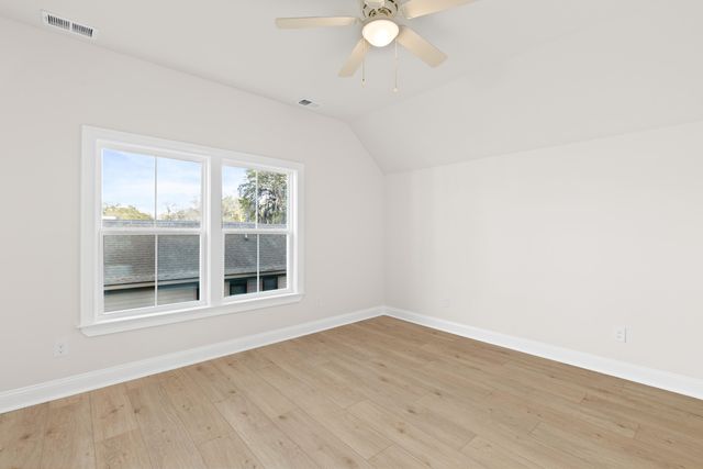 1105 Justice Street, North Charleston, SC 29405