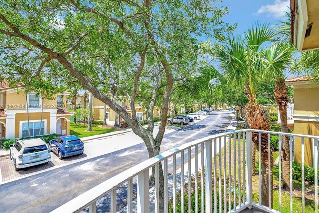 12832 SW 30th St 118, Miramar, FL 33027