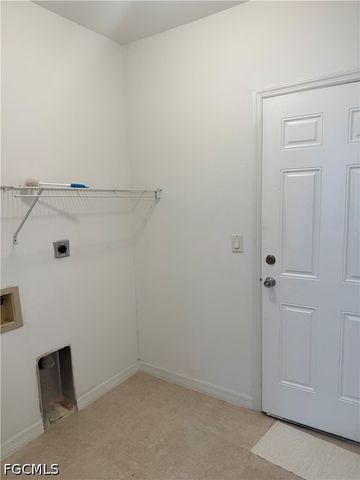 2916 7th ST SW, Lehigh Acres, FL 33976