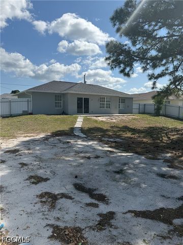 2916 7th ST SW, Lehigh Acres, FL 33976
