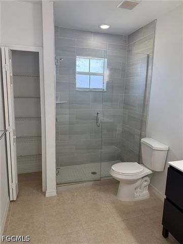 2916 7th ST SW, Lehigh Acres, FL 33976