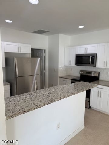 2916 7th ST SW, Lehigh Acres, FL 33976