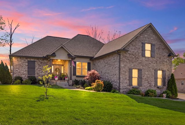 717B N Russell St, Portland, TN 37148