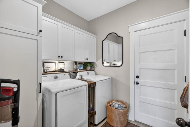 717B N Russell St, Portland, TN 37148